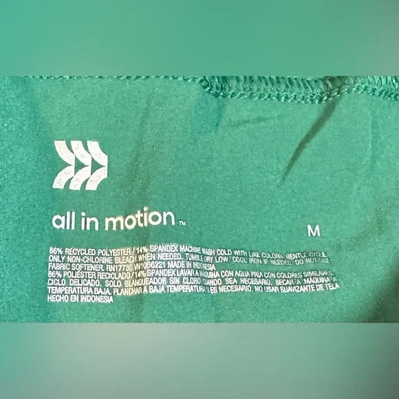 All in Motion Active Light Mid-Rise Cargo Forest Green Jogger Pants NWT - Picture 8 of 10